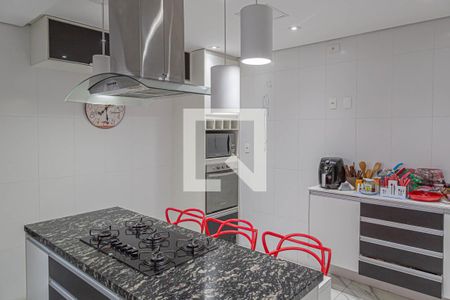 Apartamento à venda com 211m², 4 quartos e 2 vagas Apartamento à venda com 211m², 4 quartos e 2 vagasCozinha