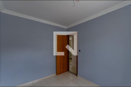 Quarto de apartamento à venda com 2 quartos, 46m² em Piratininga, Belo Horizonte