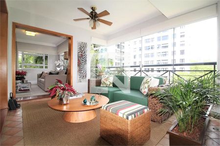 Apartamento à venda com 4 quartos, 223m² em Vila Suzana, São Paulo