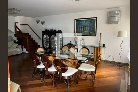 Casa à venda com 4 quartos, 482m² em Vila Lucia, São Paulo