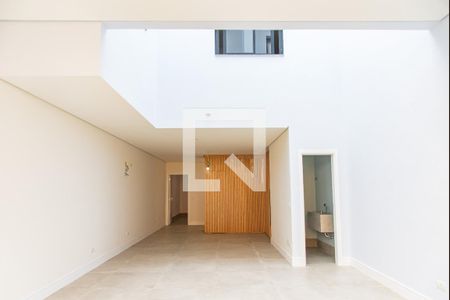 Casa à venda com 230m², 3 quartos e 4 vagasSala