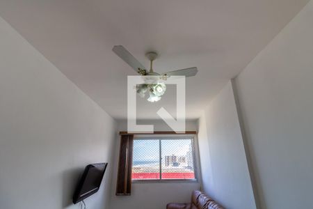 Detalhe da sala de apartamento para alugar com 1 quarto, 65m² em Aviação, Praia Grande