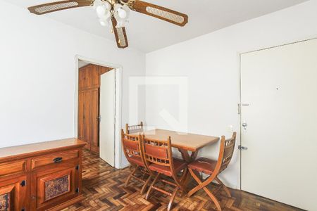 Sala de apartamento para alugar com 1 quarto, 38m² em Passo D’areia, Porto Alegre