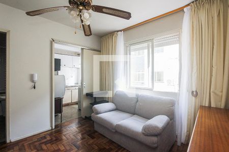 Sala de apartamento para alugar com 1 quarto, 38m² em Passo D’areia, Porto Alegre