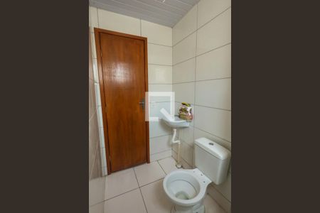 Banheiro de apartamento à venda com 2 quartos, 44m² em Betim Industrial, Betim