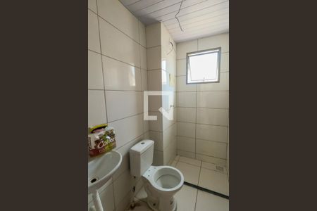 Banheiro de apartamento à venda com 2 quartos, 44m² em Betim Industrial, Betim
