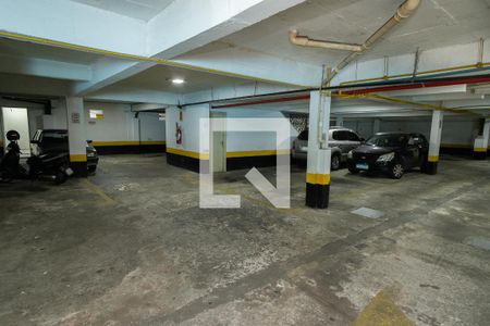 Apartamento à venda com 68m², 2 quartos e 1 vaga Apartamento à venda com 68m², 2 quartos e 1 vagaGaragem