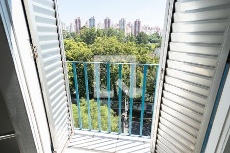 Apartamento à venda com 68m², 2 quartos e 1 vaga Apartamento à venda com 68m², 2 quartos e 1 vagaSacada - Quarto 1