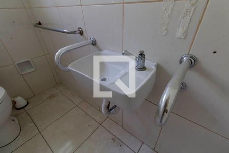 Lavabo de casa à venda com 3 quartos, 228m² em Jardim Gonzaga, São Paulo