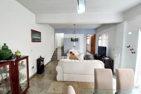 Sala 2 de casa à venda com 4 quartos, 167m² em Santa Monica, Belo Horizonte