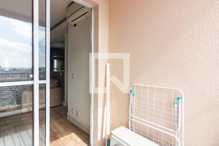 Sacada da Sala de apartamento à venda com 2 quartos, 47m² em Santa Maria, Osasco