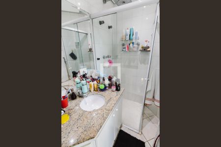 Banheiro da Suíte 1 de apartamento à venda com 3 quartos, 87m² em Vila Romana, São Paulo