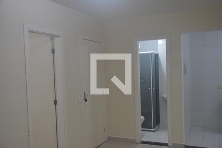 Sala de apartamento para alugar com 3 quartos, 42m² em Vila Urupes, Suzano