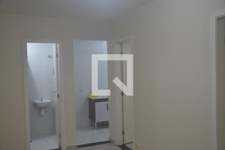 Sala de apartamento para alugar com 3 quartos, 42m² em Vila Urupes, Suzano