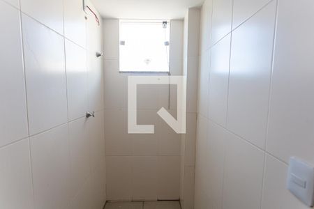 Banheiro da Suíte de apartamento para alugar com 2 quartos, 111m² em Cachoeirinha, Belo Horizonte