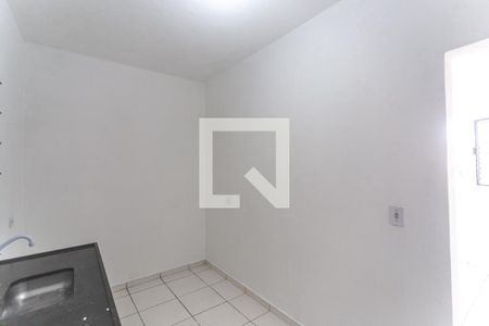 Cozinha de casa para alugar com 1 quarto, 20m² em Taboão, São Bernardo do Campo