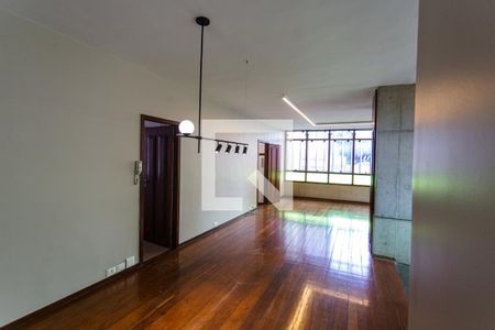 Sala de apartamento para alugar com 4 quartos, 140m² em Centro, Belo Horizonte