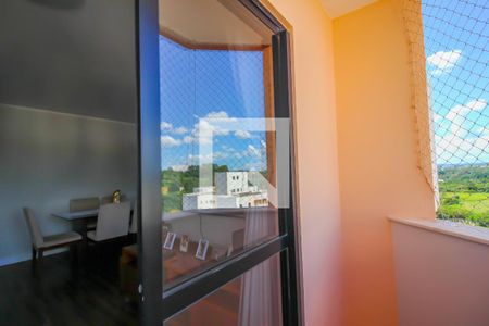 Sacada de apartamento à venda com 3 quartos, 75m² em Parque Residencial Eloy Chaves, Jundiaí