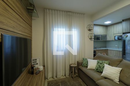 Sala de apartamento para alugar com 3 quartos, 74m² em Vila Valparaíso, Santo André