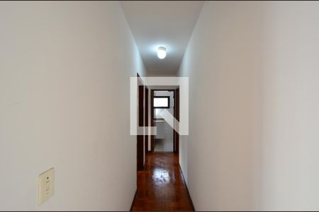 Corredor de apartamento para alugar com 3 quartos, 80m² em Vila Clementino, São Paulo