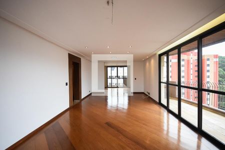 Apartamento à venda com 254m², 4 quartos e 4 vagasSala