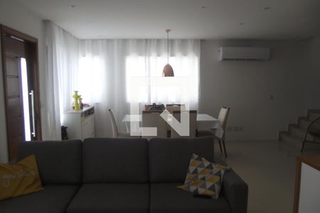 Sala de casa à venda com 3 quartos, 179m² em Jacarepaguá, Rio de Janeiro