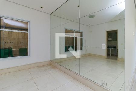 Sala de casa de condomínio para alugar com 5 quartos, 370m² em Brooklin Paulista, São Paulo