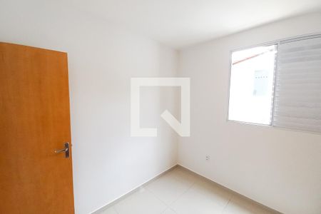 Quarto 1 de apartamento para alugar com 2 quartos, 50m² em Castelo, Belo Horizonte