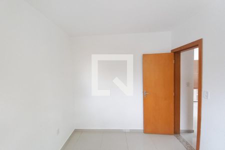 Quarto 2 de apartamento para alugar com 2 quartos, 50m² em Castelo, Belo Horizonte