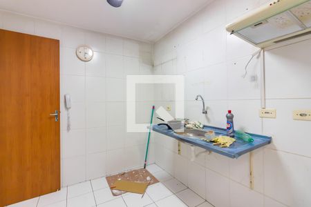 Cozinha  de apartamento à venda com 2 quartos, 52m² em Conceicao, Osasco