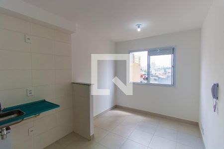 Sala/Cozinha de apartamento para alugar com 2 quartos, 42m² em Vila Ema, São Paulo