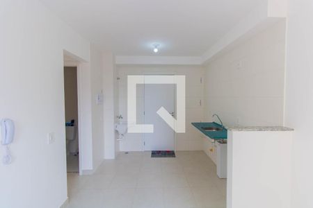 Sala/Cozinha de apartamento para alugar com 2 quartos, 42m² em Vila Ema, São Paulo