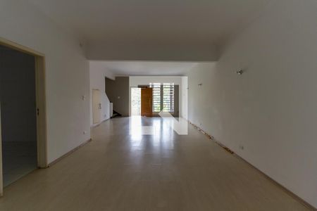 Sala de casa à venda com 5 quartos, 500m² em Pacaembu, São Paulo