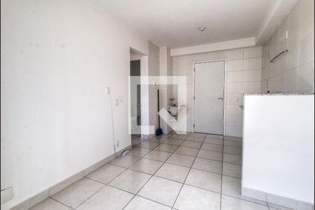 Sala de apartamento para alugar com 2 quartos, 42m² em Cambuci, São Paulo