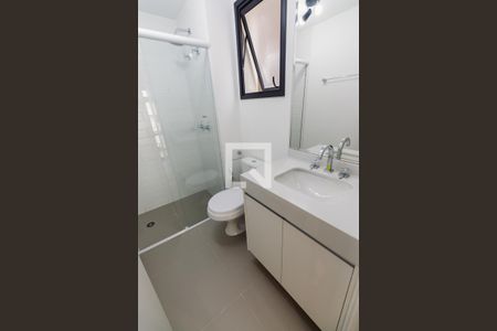 Banheiro de kitnet/studio para alugar com 1 quarto, 30m² em Perdizes, São Paulo