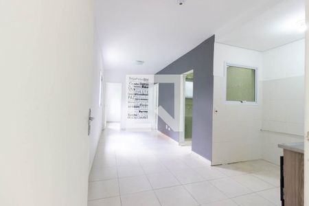 Sala / Cozinha de apartamento para alugar com 1 quarto, 35m² em Vila Mazzei, São Paulo