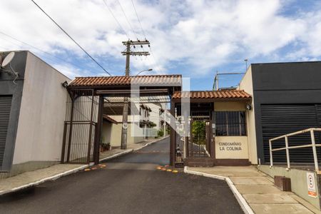 Casa de condomínio à venda com 65m², 2 quartos e 1 vaga Casa de condomínio à venda com 65m², 2 quartos e 1 vagaFachada