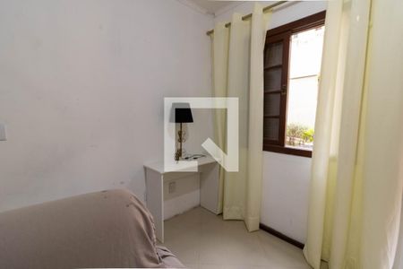 Sala de casa de condomínio para alugar com 2 quartos, 65m² em Vila Nova, Porto Alegre