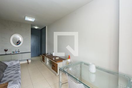 Sala de apartamento para alugar com 2 quartos, 69m² em Estoril, Belo Horizonte