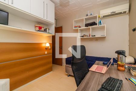 Quarto 1 de apartamento à venda com 2 quartos, 63m² em Cristal, Porto Alegre