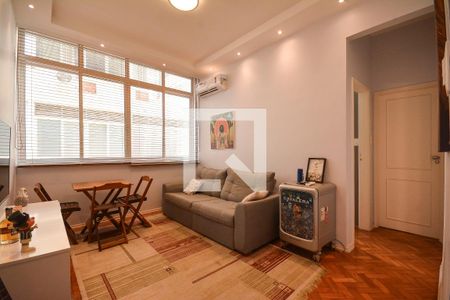 Sala de apartamento para alugar com 2 quartos, 45m² em Botafogo, Rio de Janeiro