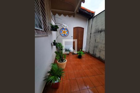 Casa à venda com 135m², 2 quartos e 2 vagas