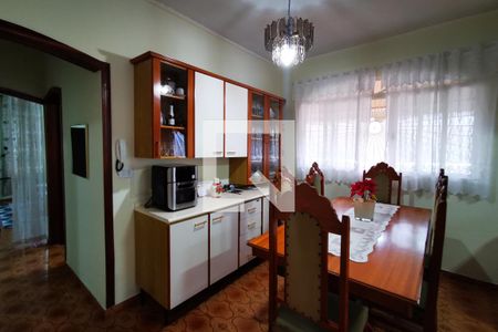 Casa à venda com 135m², 2 quartos e 2 vagas Casa à venda com 135m², 2 quartos e 2 vagasCopa