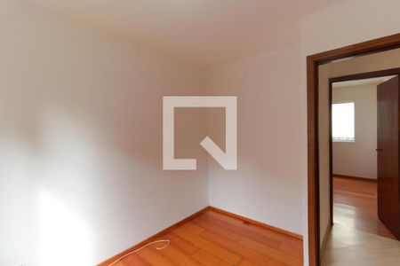 Quarto 03 de apartamento para alugar com 3 quartos, 64m² em Conjunto Residencial Souza Queiroz, Campinas