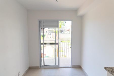 Sala/Cozinha de kitnet/studio para alugar com 1 quarto, 28m² em Vila Ré, São Paulo