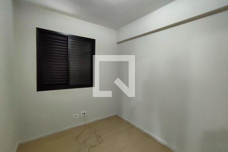 Quarto 1 de apartamento para alugar com 2 quartos, 65m² em Vila Santana, São Paulo