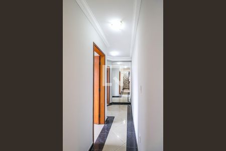 Corredor de apartamento à venda com 2 quartos, 120m² em Santa Terezinha, Belo Horizonte