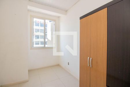 Quarto 1 de apartamento para alugar com 2 quartos, 70m² em Floresta, Porto Alegre