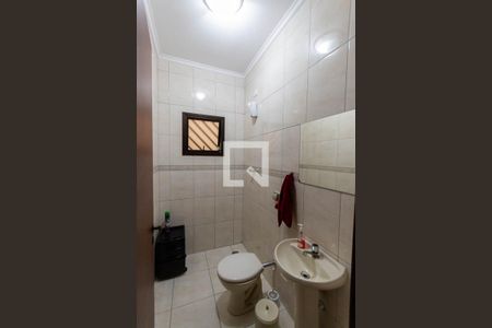 Lavabo de casa à venda com 3 quartos, 138m² em Parque Jaçatuba, Santo André