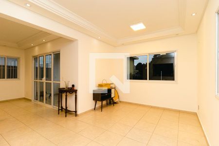 Sala de casa de condomínio à venda com 3 quartos, 284m² em Jardim das Samambaias, Jundiaí